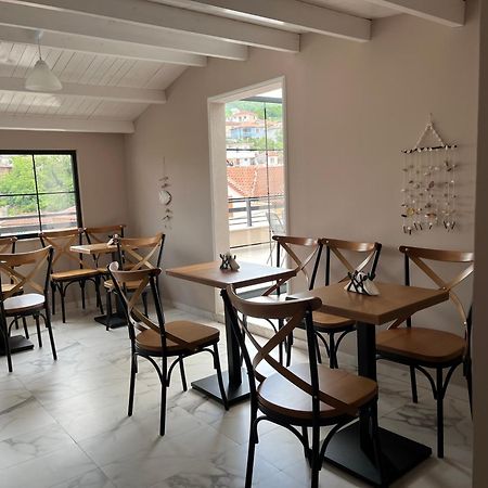 Ora Apartament Pogradec Exterior foto