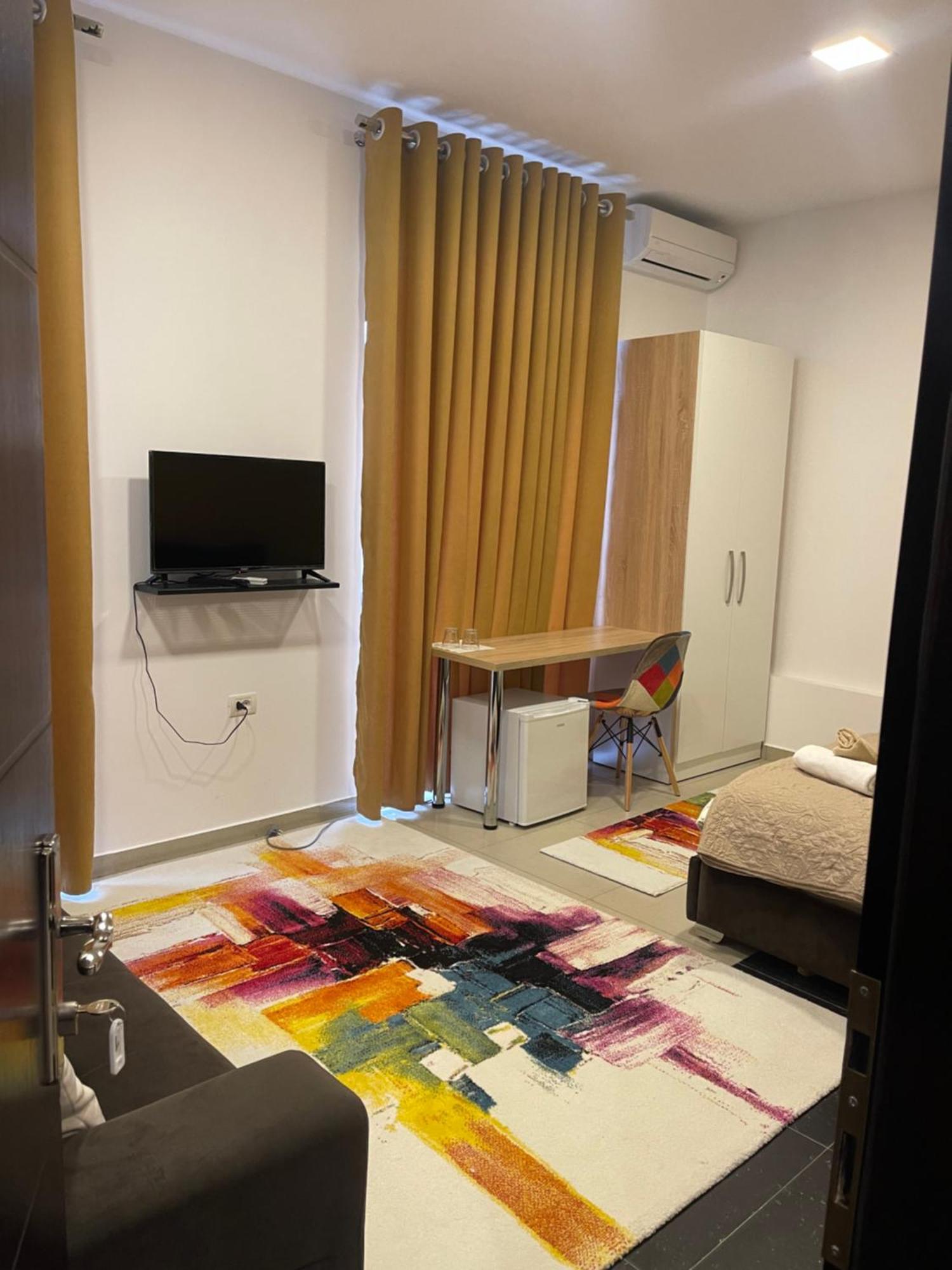 Ora Apartament Pogradec Exterior foto